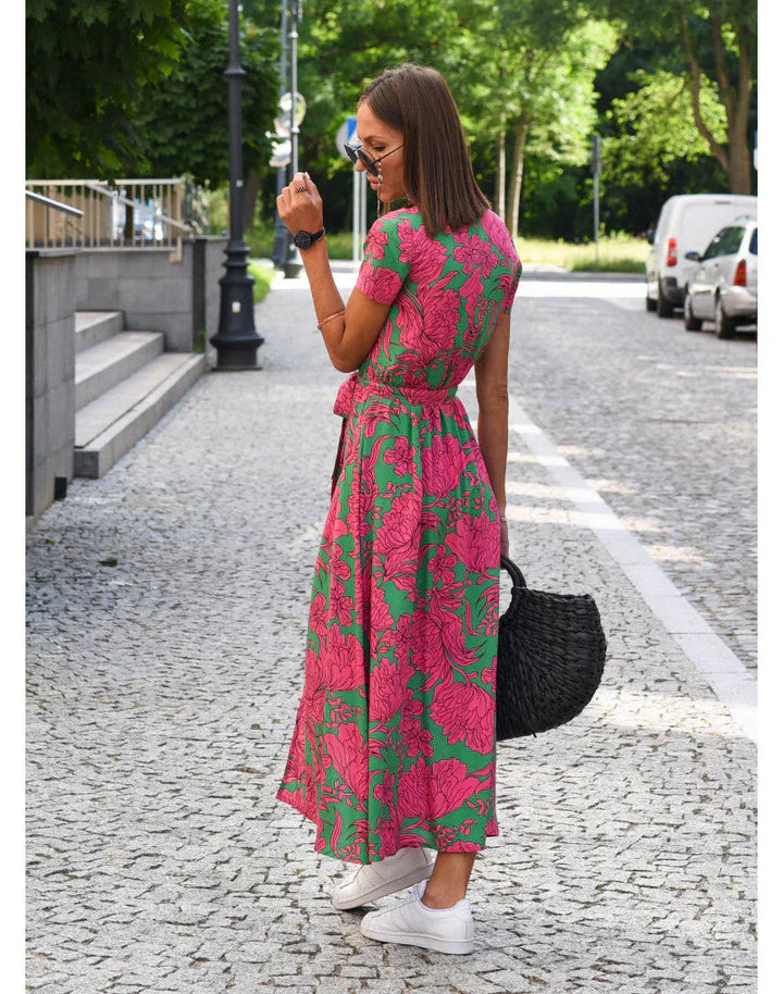 Agnieska - Elegancka sukienka z dekoltem w kształcie litery V
