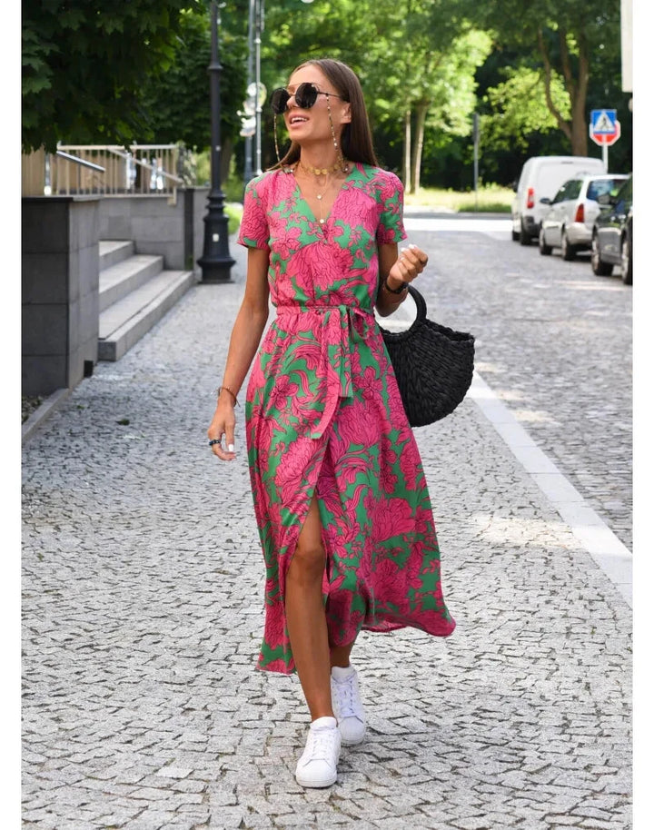 Agnieska - Elegancka sukienka z dekoltem w kształcie litery V